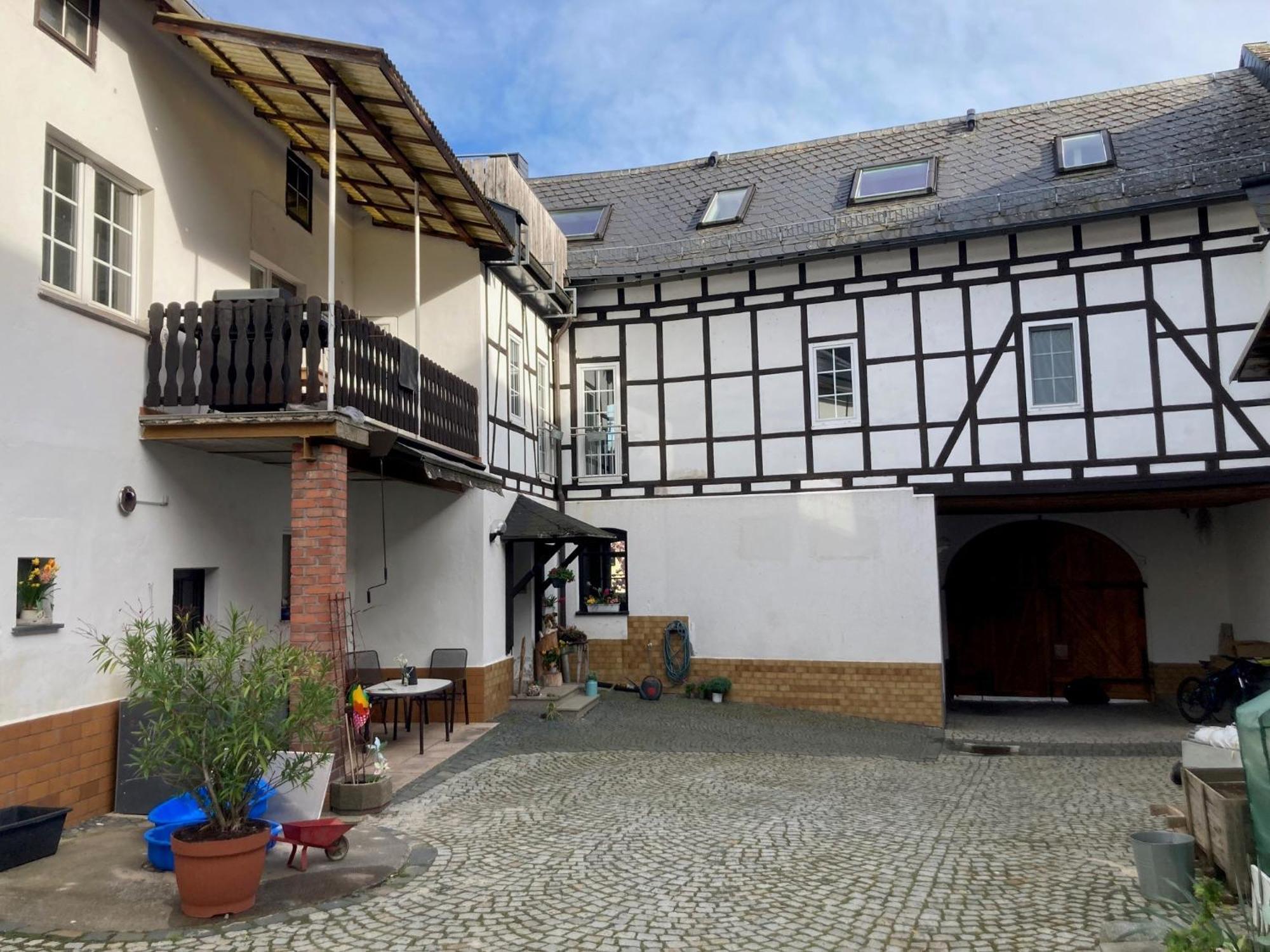 Pension Und Ferienwohnung Am Teich Schleiz Esterno foto